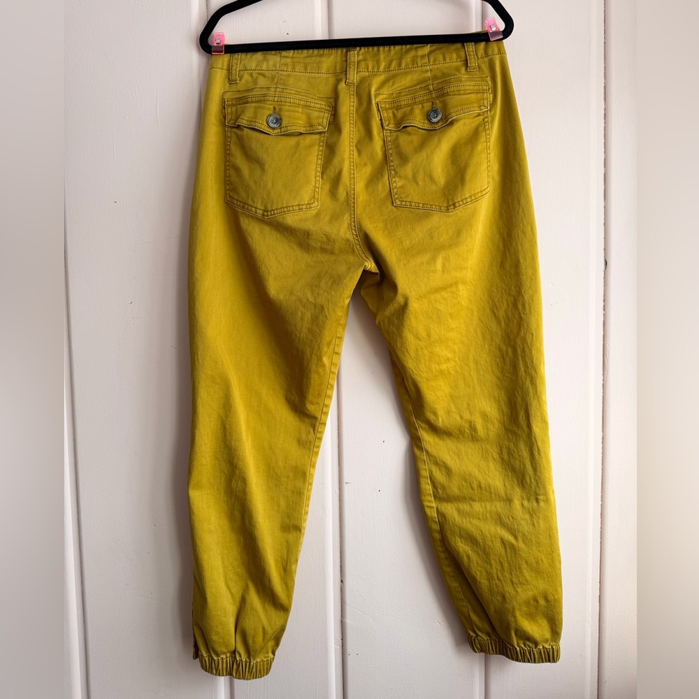 CAbi Womens Yellow Chinos in Marigold sz8 - Picture 3 of 5